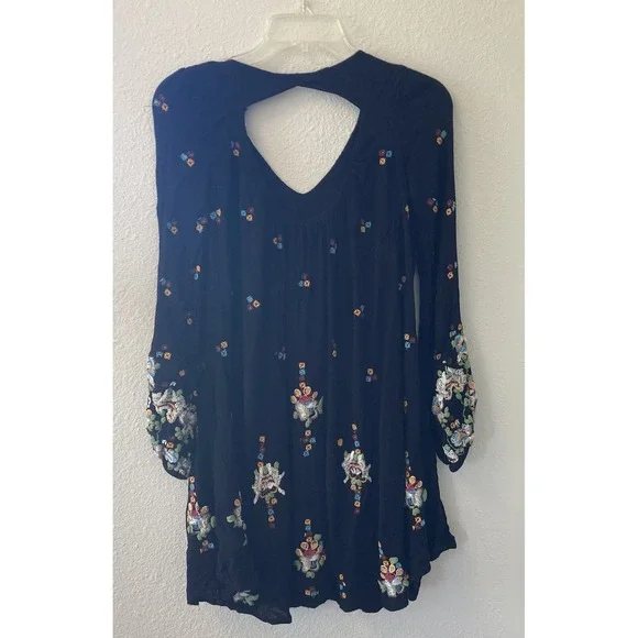 Free People Mini Dress Size XS Oxford Embroidered Black Floral Boho Goth Witchy - Picture 8 of 16